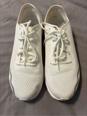Under Armour White Athletic Running Shoes
